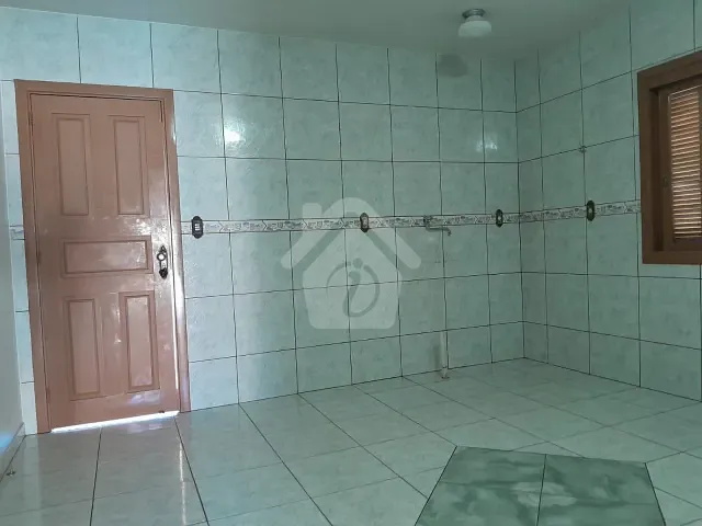 Casa 2 quartos e 2 banheiros, para alugar, no bairro Canabarro em Teutônia