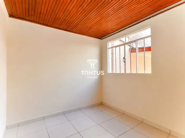 Casa com 100m² 2 quartos e 1 banheiro, à venda, no bairro Barreirinha em Curitiba