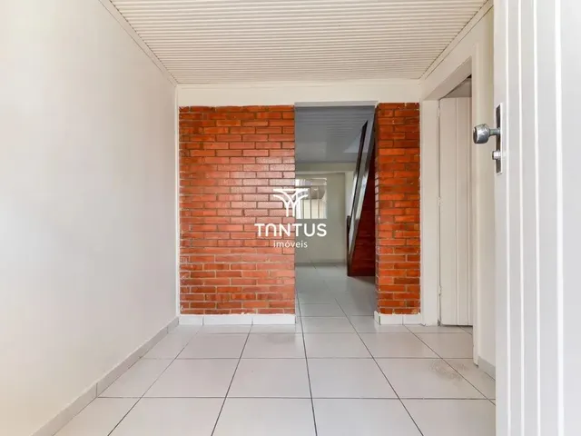 Casa com 100m² 2 quartos e 1 banheiro, à venda, no bairro Barreirinha em Curitiba