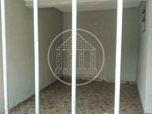 Casa com 200m² 2 quartos e 2 banheiros, à venda, no bairro Parque Maria Fernandes em São Paulo