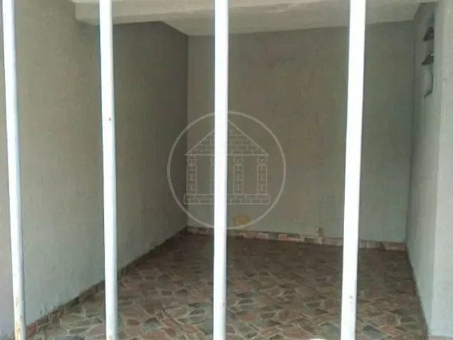 Casa com 200m² 2 quartos e 2 banheiros, à venda, no bairro Parque Maria Fernandes em São Paulo