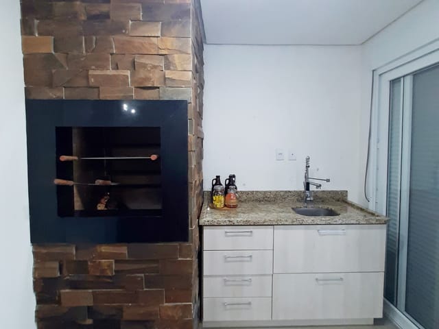 Casa 3 quartos e 3 banheiros, à venda, no bairro Areal em Pelotas