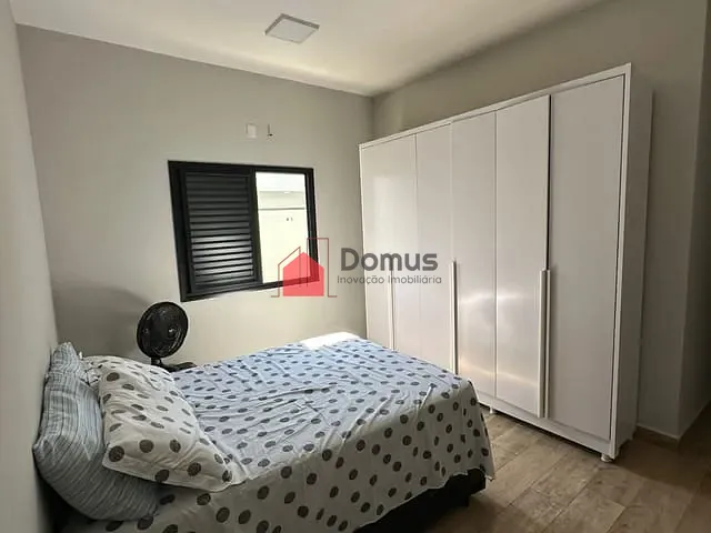 Casa com 175m² 3 quartos e 2 banheiros, para alugar, no bairro Residencial e Comercial Bosque da Imperatriz em Pindamonhangaba