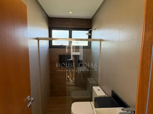 Casa com 406m² 3 quartos e 4 banheiros, à venda, no bairro Fazenda Vau das Pombas em Goiânia