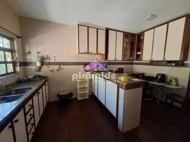 Casa com 1191m² 3 quartos e 4 banheiros, à venda, no bairro Chácaras São José em São José Dos Campos