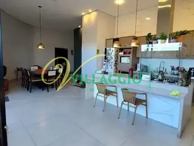 Casa com 302m² 3 quartos e 5 banheiros, à venda, no bairro Residencial Maria Júlia em São José do Rio Preto