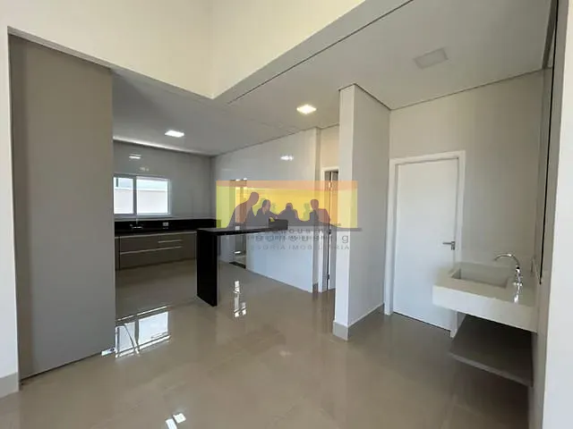 Casa com 300m² 3 quartos e 5 banheiros, à venda, no bairro Parque Brasil 500 em Paulínia