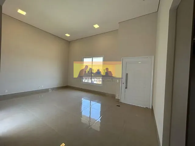 Casa com 300m² 3 quartos e 5 banheiros, à venda, no bairro Parque Brasil 500 em Paulínia
