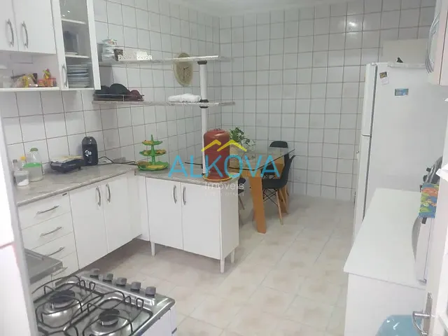 Casa com 150m² 2 quartos e 2 banheiros, à venda, no bairro Jardim das Indústrias em São José dos Campos