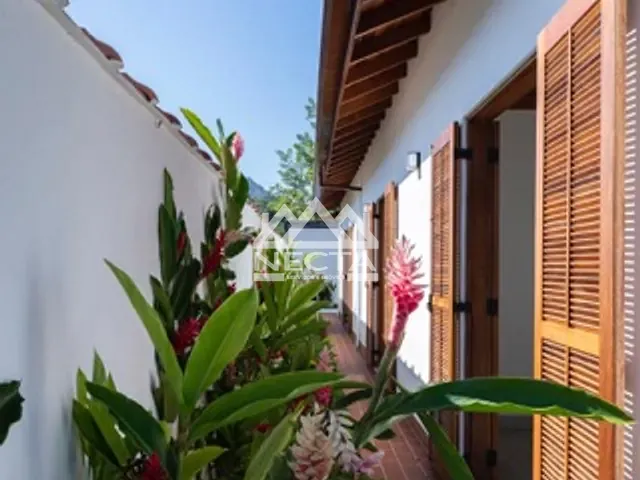 Casa com 270m² 3 quartos e 3 banheiros, à venda, no bairro Massaguaçu em Caraguatatuba