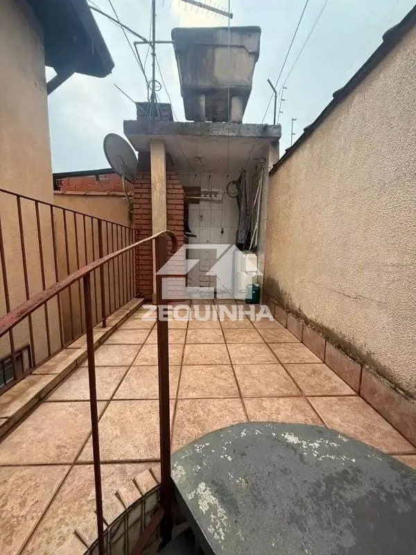 Casa, 3 quartos, 182 m² - Foto 1