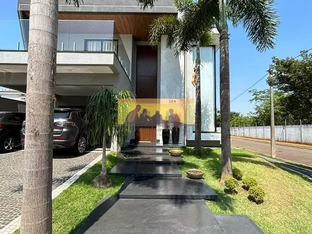 Casa com 420m² 4 quartos e 6 banheiros, à venda, no bairro Parque Brasil 500 em Paulínia