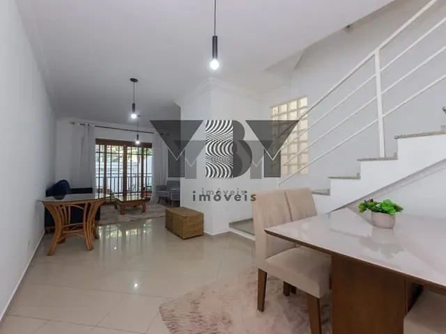 Casa com 270m² 3 quartos e 5 banheiros, à venda, no bairro Vila Clementino em São Paulo