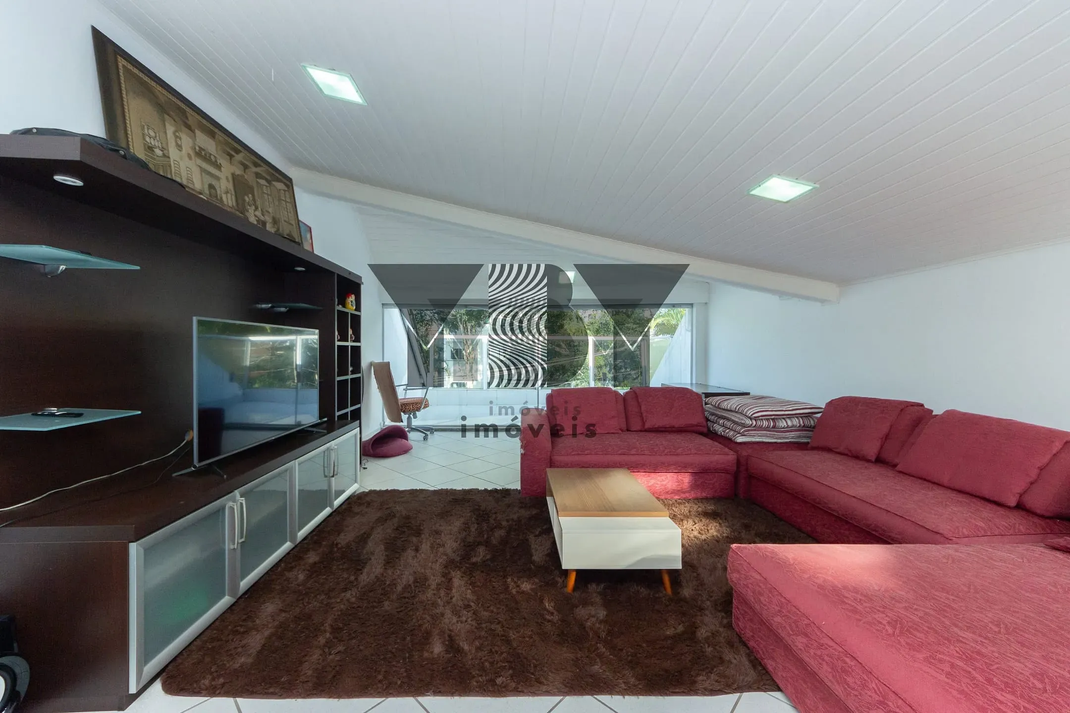 Casa, 3 quartos, 270 m² - Foto 1