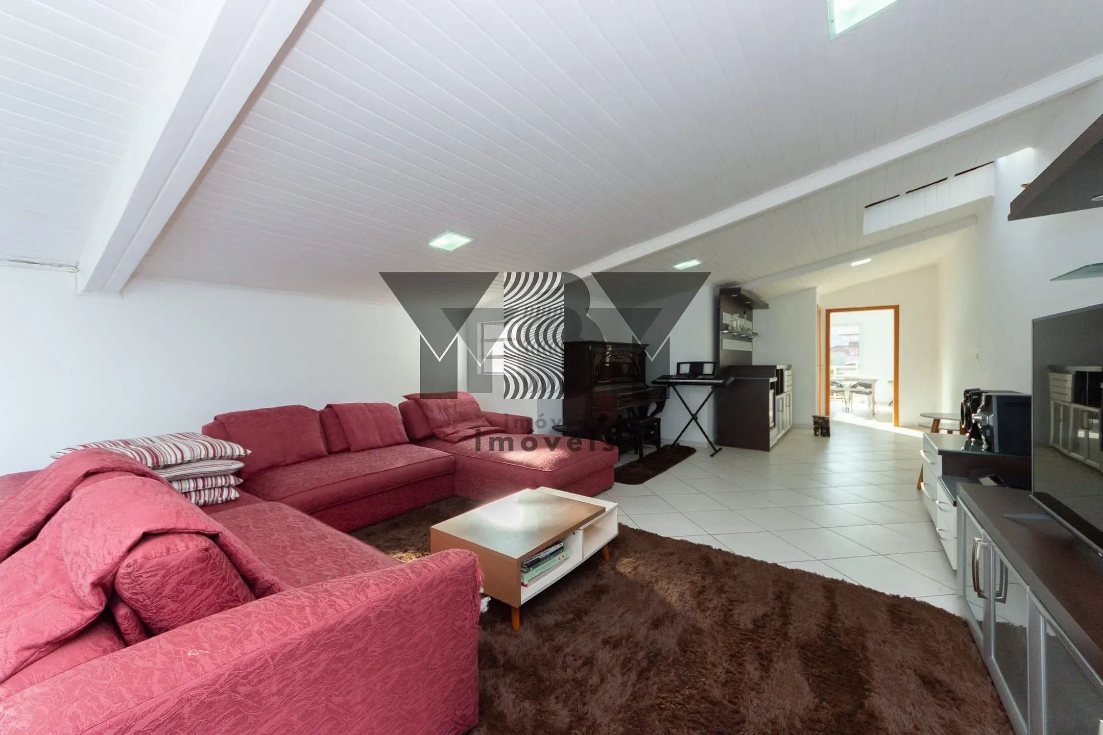 Casa, 3 quartos, 270 m² - Foto 2