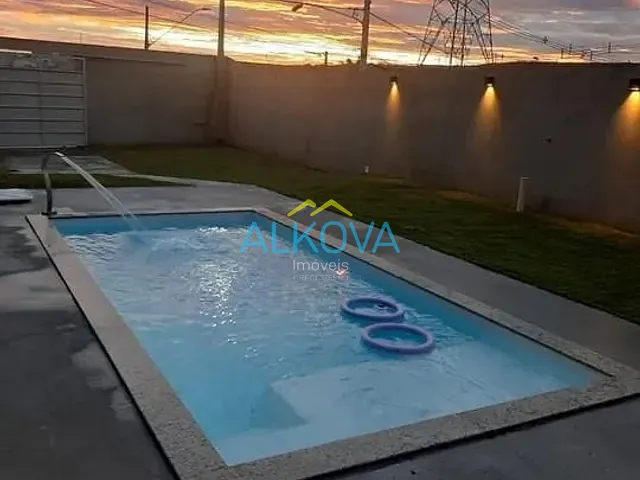 Casa com 240m² 1 quarto e 1 banheiro, à venda, no bairro Jardim Santa Júlia em São José dos Campos