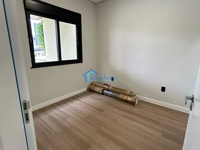 Casa 3 quartos e 4 banheiros, à venda, no bairro Vila Rubens em Indaiatuba