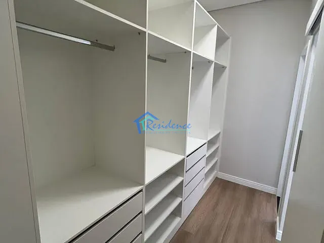 Casa 3 quartos e 4 banheiros, à venda, no bairro Vila Rubens em Indaiatuba