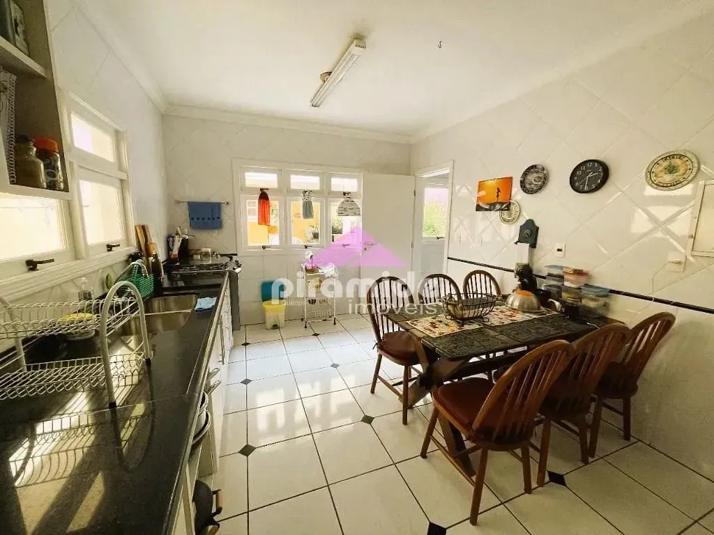 Casa, 3 quartos, 226 m² - Foto 10