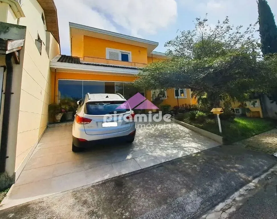 Casa, 3 quartos, 226 m² - Foto 1