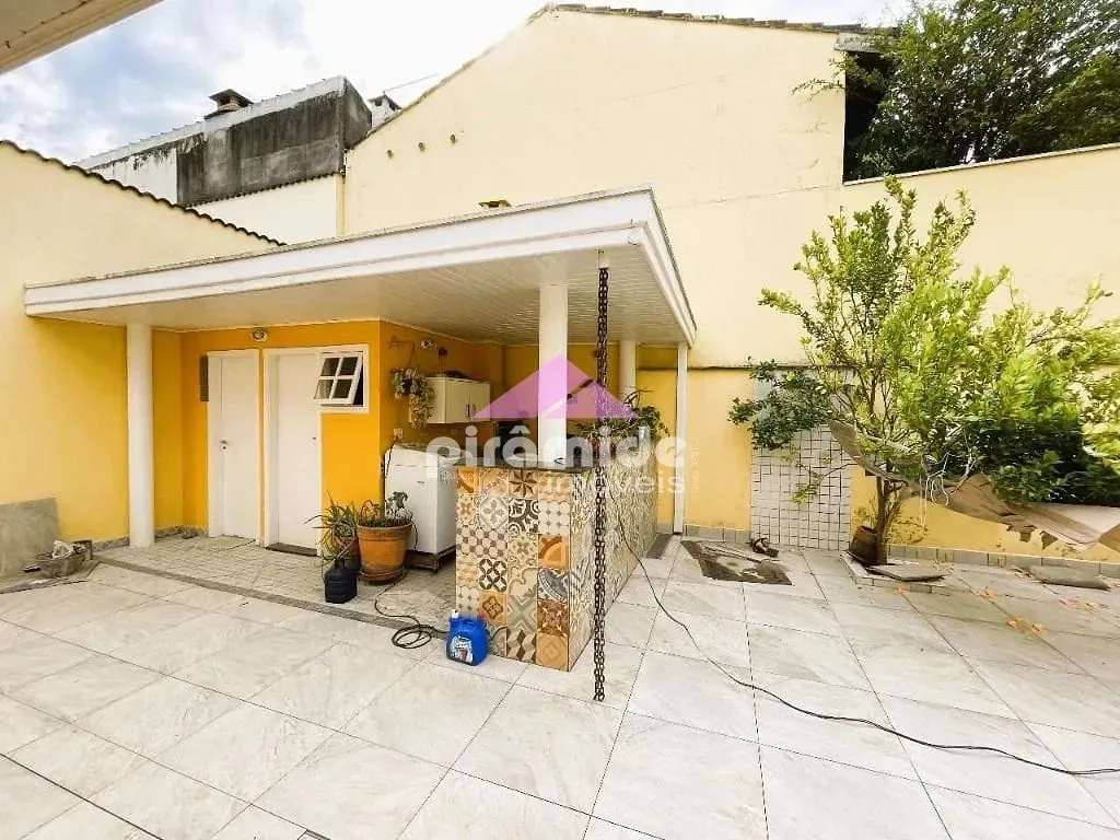 Casa, 3 quartos, 226 m² - Foto 20