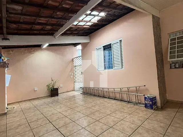 Casa com 211m² 2 quartos e 2 banheiros, à venda ou para alugar, no bairro Jardim Pacaembu em Jundiaí