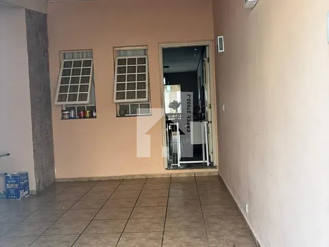 Casa com 211m² 2 quartos e 2 banheiros, à venda ou para alugar, no bairro Jardim Pacaembu em Jundiaí