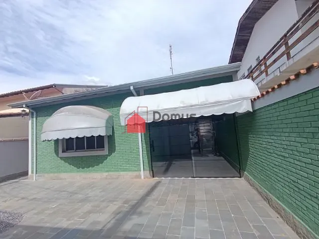 Casa para alugar, no bairro Loteamento Residencial Carangola em Pindamonhangaba