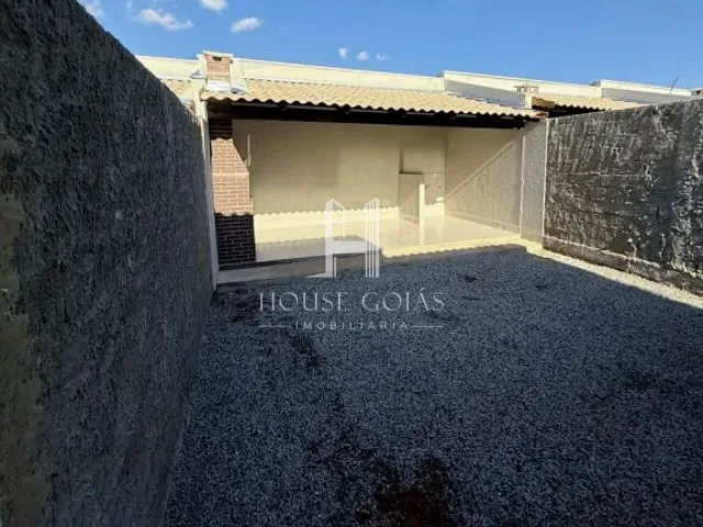 Casa com 84m² 2 quartos e 1 banheiro, à venda, no bairro Residencial Jardim do Lago em Abadia de Goiás