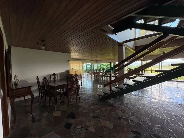 Casa com 1465m², para alugar, no bairro Jardim Nova América em São José dos Campos
