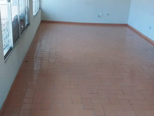 Casa 3 quartos e 2 banheiros, à venda, no bairro Tamarineira em Recife