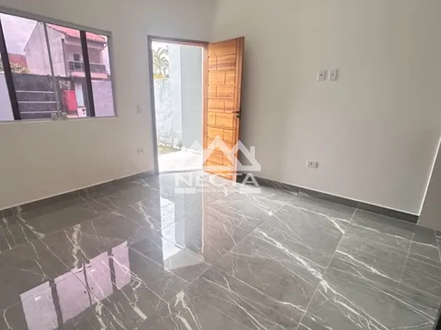 Casa com 65m² 2 quartos e 1 banheiro, à venda, no bairro Morro do Algodão em Caraguatatuba