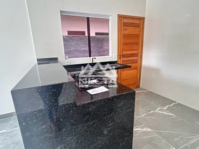 Casa com 65m² 2 quartos e 1 banheiro, à venda, no bairro Morro do Algodão em Caraguatatuba