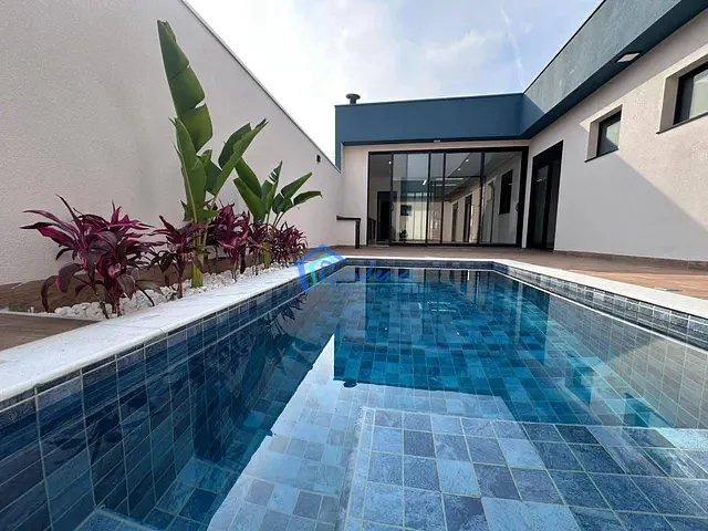 Casa com 300m² 3 quartos e 5 banheiros, à venda, no bairro Vila Rubens em Indaiatuba