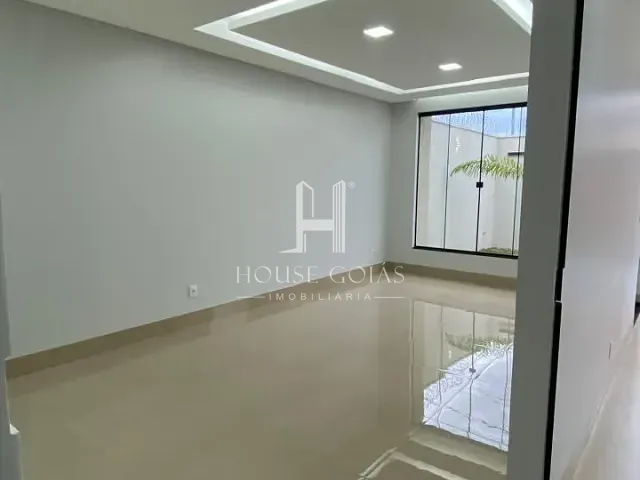 Casa 3 quartos e 2 banheiros, à venda, no bairro Jardim Belo Horizonte em Aparecida de Goiânia