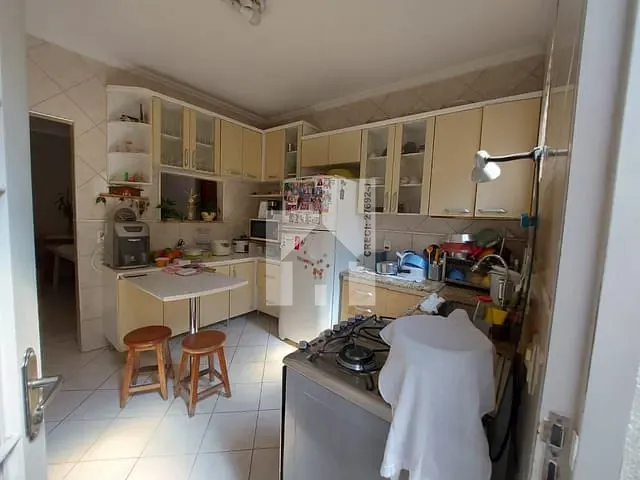 Casa com 250m² 3 quartos e 2 banheiros, à venda, no bairro Jardim Liberdade em Jundiaí