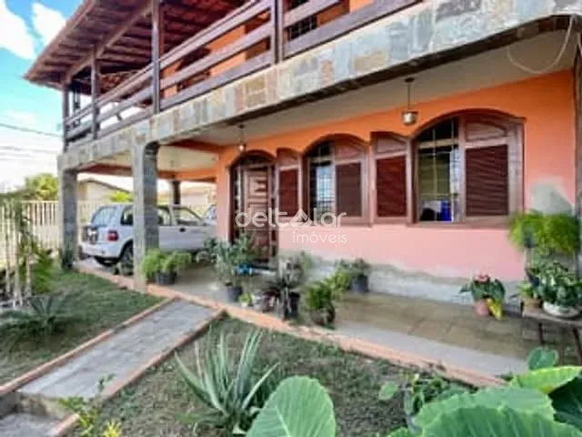 Casa com 380m², à venda, no bairro São João Batista (Venda Nova) em Belo Horizonte