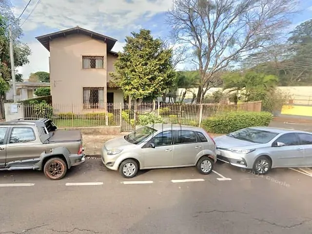 Casa à venda, no bairro Jardim Londrilar em Londrina