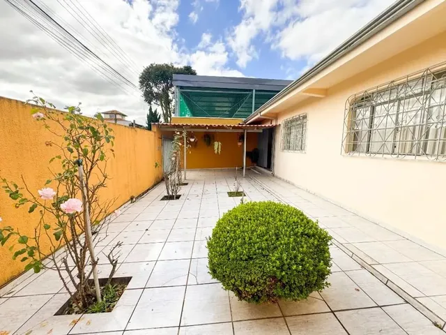 Casa com 360m² 3 quartos e 2 banheiros, à venda, no bairro Fazendinha em Curitiba