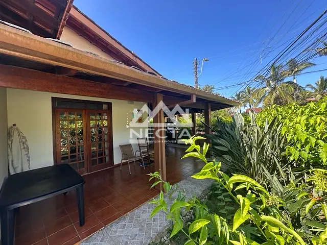 Casa com 272m² 3 quartos e 2 banheiros, à venda, no bairro Capricórnio em Caraguatatuba
