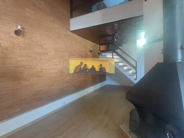 Casa com 300m² 4 quartos e 4 banheiros, à venda, no bairro Cidade Universitária em Campinas