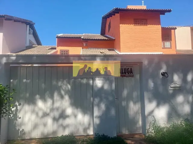 Casa com 300m² 4 quartos e 4 banheiros, à venda, no bairro Cidade Universitária em Campinas