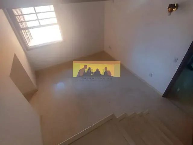 Casa com 300m² 4 quartos e 4 banheiros, à venda, no bairro Cidade Universitária em Campinas