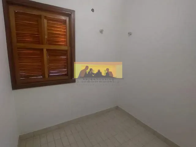 Casa com 300m² 4 quartos e 4 banheiros, à venda, no bairro Cidade Universitária em Campinas