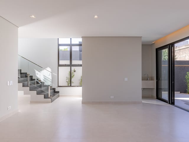 Foto do Casa - Sobrado à venda no condomínio Tangará, Parque Tauá, Londrina, PR | Imobiliária GEUM