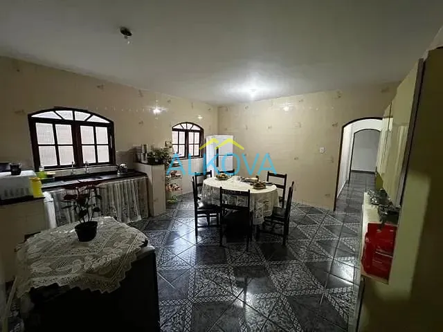 Casa com 250m² 2 quartos e 2 banheiros, à venda, no bairro Eugênio de Melo em São José dos Campos