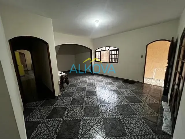 Casa com 250m² 2 quartos e 2 banheiros, à venda, no bairro Eugênio de Melo em São José dos Campos