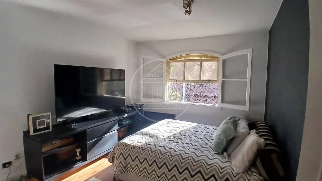 Casa, 3 quartos, 249 m² - Foto 13