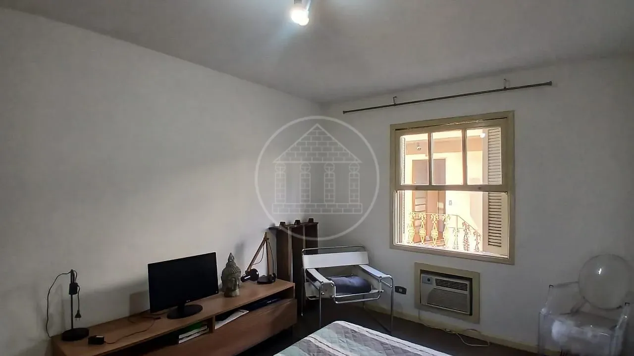 Casa, 3 quartos, 249 m² - Foto 18