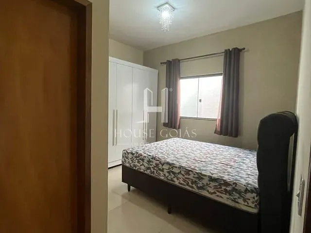 Casa 3 quartos e 2 banheiros, à venda, no bairro Residencial Ravena em Senador Canedo